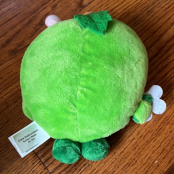 Shopkins & pig plush characters - Picture 3 of 6